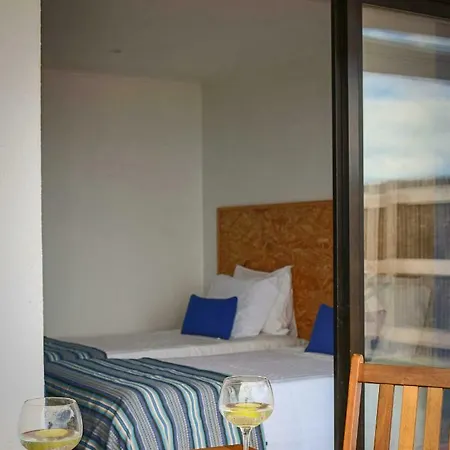 Home4u Apartment *